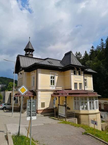 Lékárna v Janských Lázních foto 4