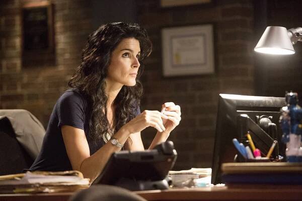 Rizzoli & Isles: Vraždy na pitevně - Poslední rána - Z filmu - Angie Harmon