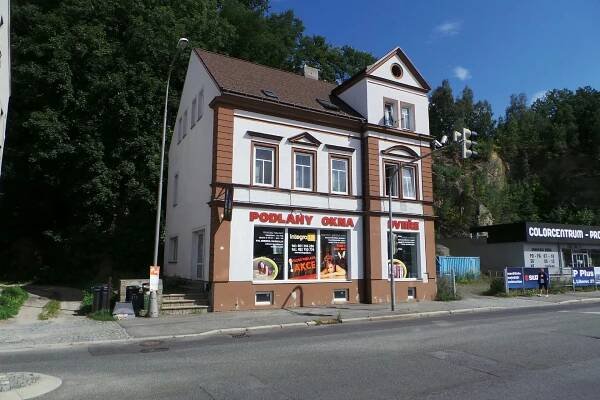 INTEGRA LB s.r.o.  OKNA DVEŘE PODLAHY foto 1