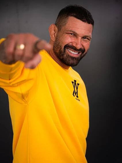 Mikina žltá #teamAttila | Attila Végh store