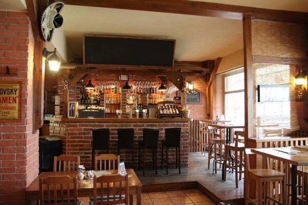 Restaurant Pizzerie Stella Hronov | Apetee