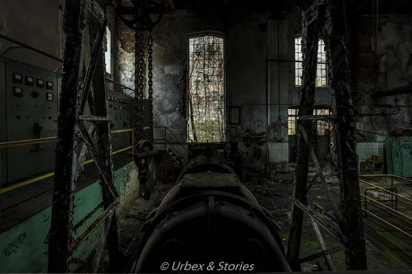 MECHOVÝ VELÍN - Urbex & Stories