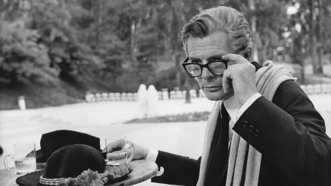 Federico Fellini - 8 1/2 (New Trailer) - In UK cinemas 1 May 2015