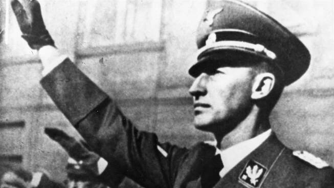 Z Heydrichova hrobu se někdo pokusil odnést ostatky. Pachatelům hrozí za ‚rušení klidu mrtvých‘ až tři roky vězení