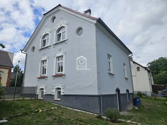 Pronájem bytu 3+kk po rekonstrukci ve vile se zahradou  Varnsdorf, obrázek č. 2