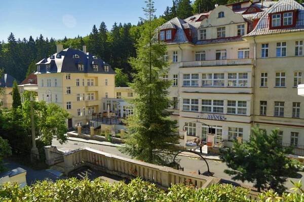 Lazenska Lecebna Manes Karlovy Vary