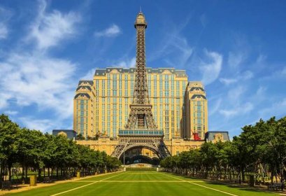 Macau Eiffel Tower: Photos, Map & Reviews [2024]