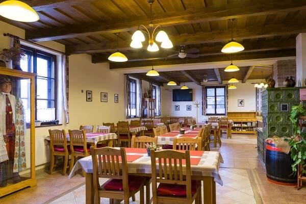 Restaurace – Usedlost pod vinohrady – Penzion Hlohovec