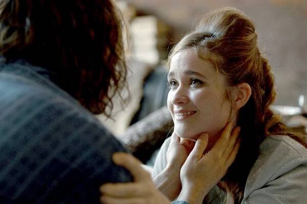 Na jezeře - Birthday - Z filmu - Alice Englert