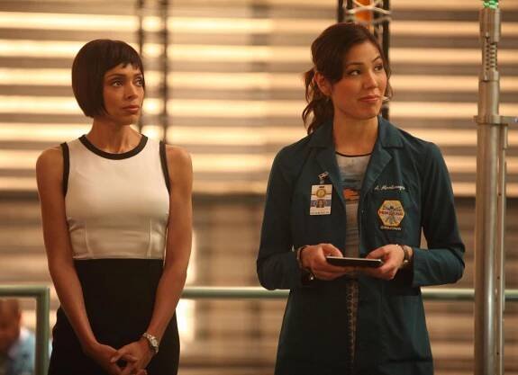 Sběratelé kostí - Hrdina bez domova - Z filmu - Tamara Taylor, Michaela Conlin