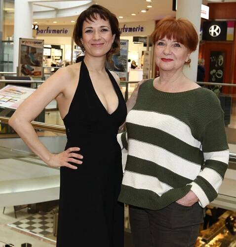 Tereza s maminkou Carmen