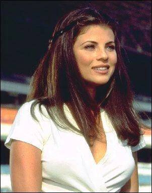 Yasmine Bleeth fotka