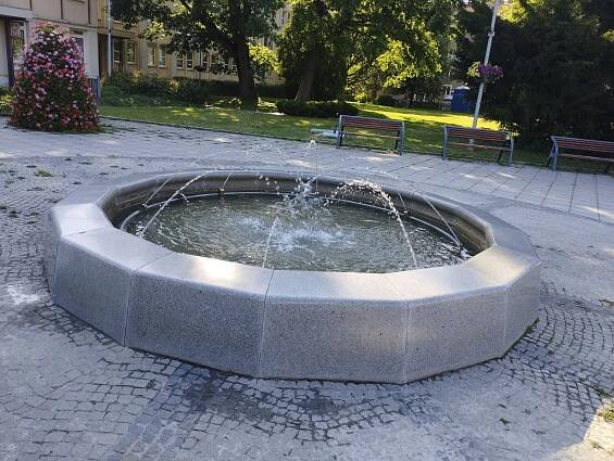 Fotogalerie • Fontána (Kašna, fontána) • Mapy.com