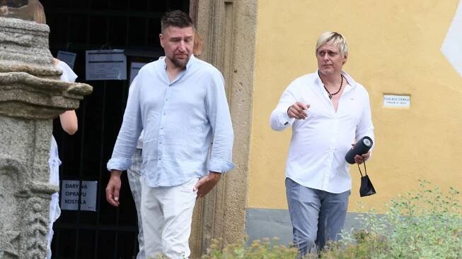 Otec Jany Fabiánové, sexuální oběti známého psychiatra: Rvačka s Cimickým?!