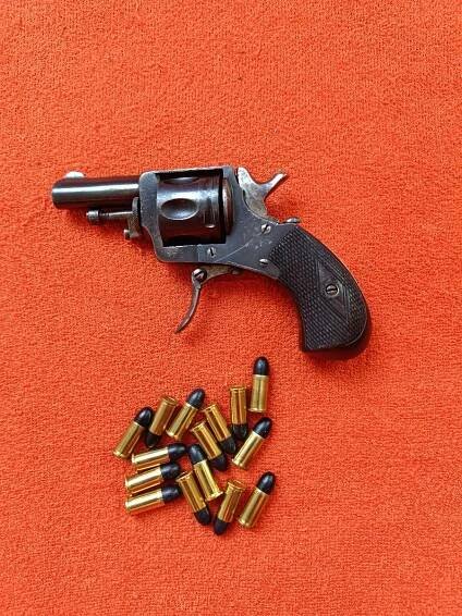 Revolver