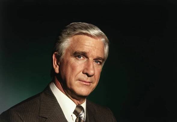 Leslie Nielsen in Pripoutejte se, prosím! (1980)