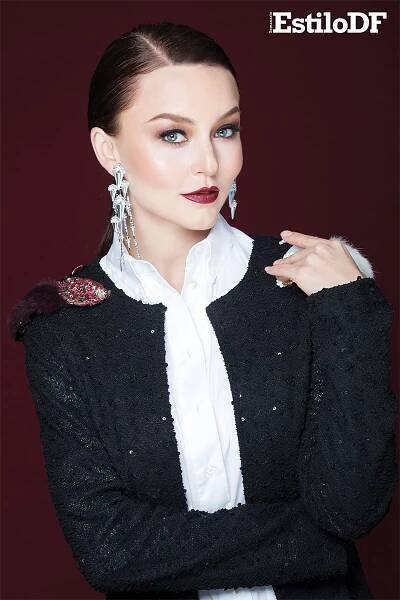 Angelique Boyer - Telenovely.net ... vše o telenovelách na jednom místě