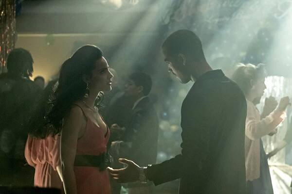 Deadly Class - Snake Pit - Z filmu - María Gabriela de Faría