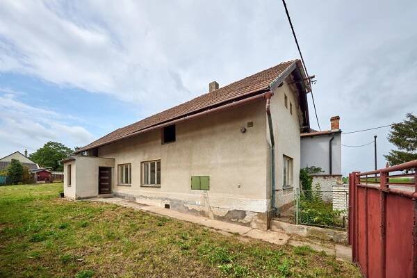 Prodej rodinného domu v Chotouni, Chrášťany, okr. Kolín