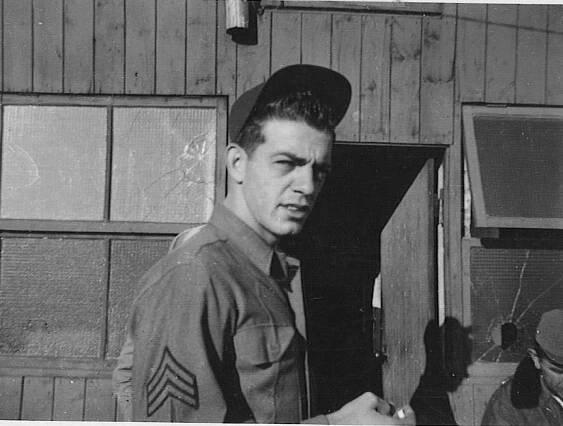 392nd Bomb Group AIRMEN PHOTOS | R Last Names