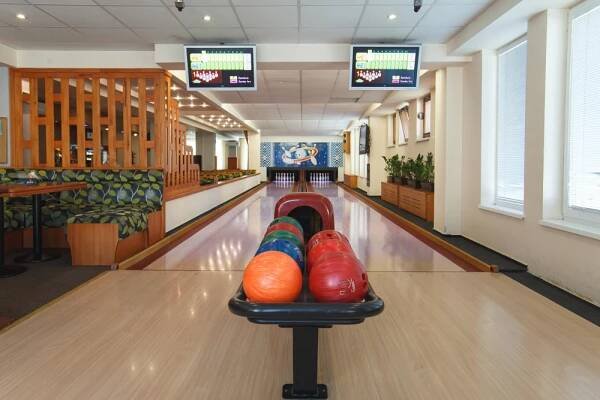 Bowling | Pizza Bowling