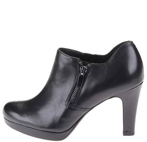 Černé kožené boty na podpatku Clarks Amos Kendra