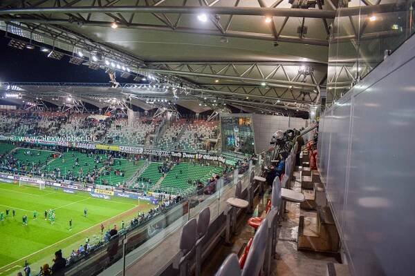 Legia Warszawa v Warta Poznan - %%Żyleta%% Alex Webber