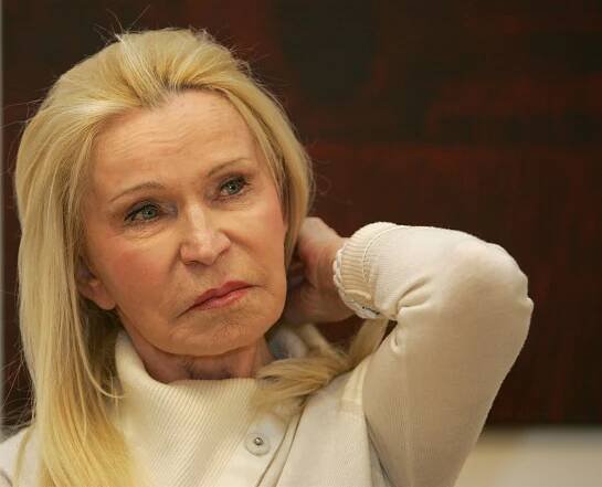 ‚Naprosto oddaná‘ Jitka Frantová. Zemanem vyznamenaná agentka pomáhala StB s Werichem i Kačírkovou