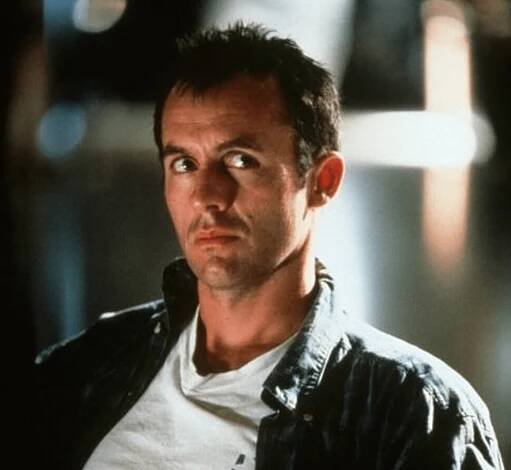 mladý Stannis Baratheon (ve filmu Vítejte v Sarajevu - 1997) - Stephen Dillane taky ve válce, tentokrát "skutečné" na Balkánu