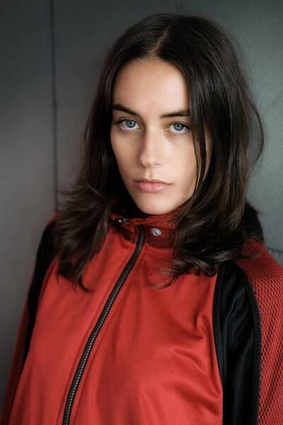 Lina Helfrich - Jana Lämmerer