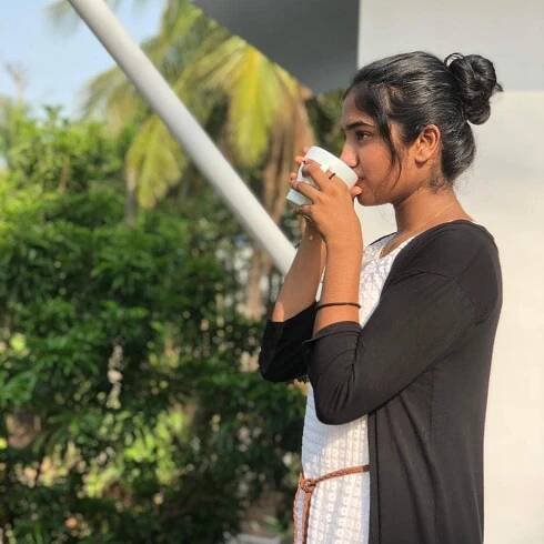 Malavika Manoj: Check Out the Wiki, Age, Biography, Family, and  15+ Stunning Photos 23