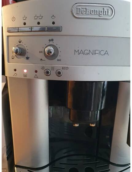 Manuál DeLonghi Magnifica ESAM 3200.S EX1 návod (7 stránek)