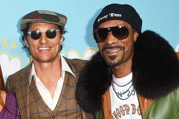 Watch Matthew McConaughey Show Off His Snoop Dogg-Gifted Death Row Chain
