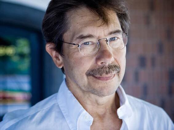 Stuart Dybek Reads Steven Millhauser