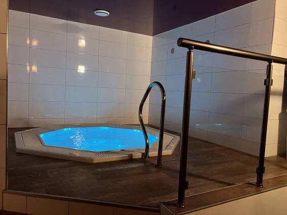Wellness & Relax hotel - PARKHOTEL Sokolov - Ubytování v centru města Sokolov