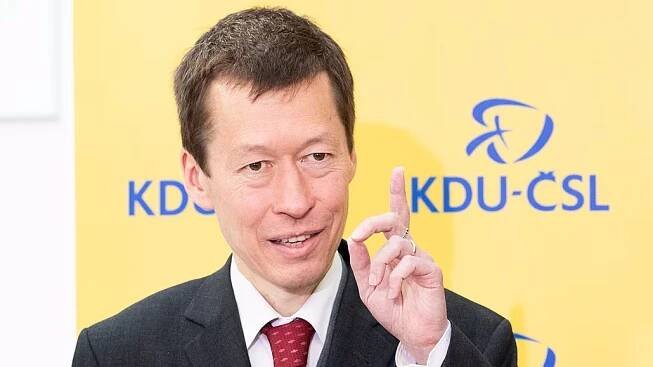 Hayato Okamura velvyslancem ve Vatikánu? Nechystám se tam, vyvrátil spekulace lidovecký poslanec