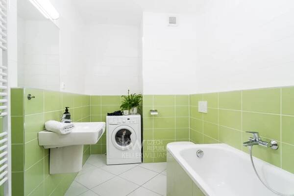 Pronájem bytu 2+kk, 52 m2 Praha 5 - Hlubočepy