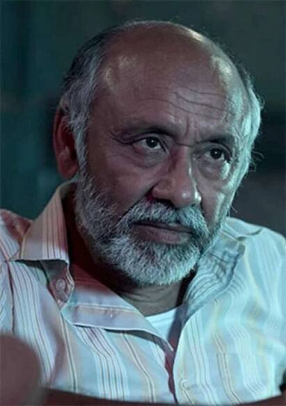 Sonar Kellay Jawker Dhan Movie Review: Bengali detectives, desert secrets, and destiny at work