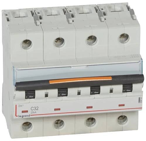 LEGRAND Jistič 32C/4 DX3 409797