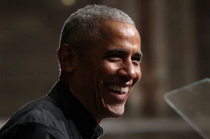 Obama celebrates Supreme Court ruling on "far-right" election theory