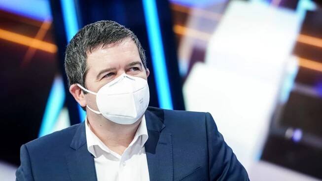 Hamáček: Lidi, kteří poruší opatření, potrestáme snadněji. Zmínil další rozvolnění