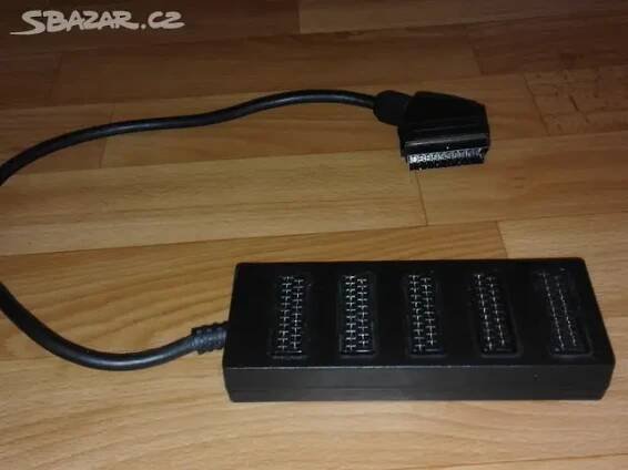 SCART kabely (scart,rozbočovač) .