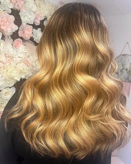 Top 30 Winter Gold Hair Color Looks
