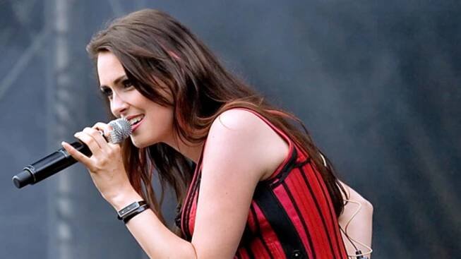 Sharon den Adel