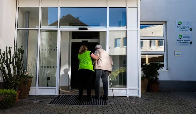 Obyvatelé domova pro seniory ve Vážanech se po povodni vrátili domů