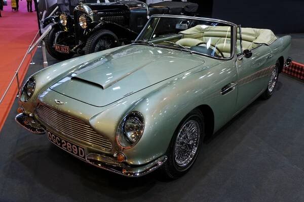 Aston Martin Short Chassis Volante