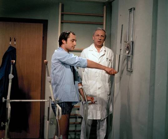 Nemocnice na kraji města (1977) | Tvůrci | ČSFD.cz