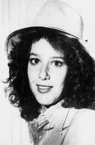 Debra Winger - Wikipedia