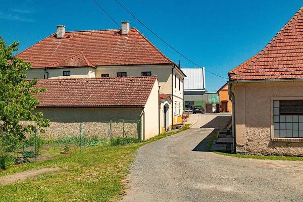 Soubor:Golčův Jeníkov - ulice Pod Vyšehradem 10.jpg