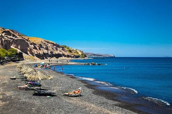 Černá pláž na Santorini